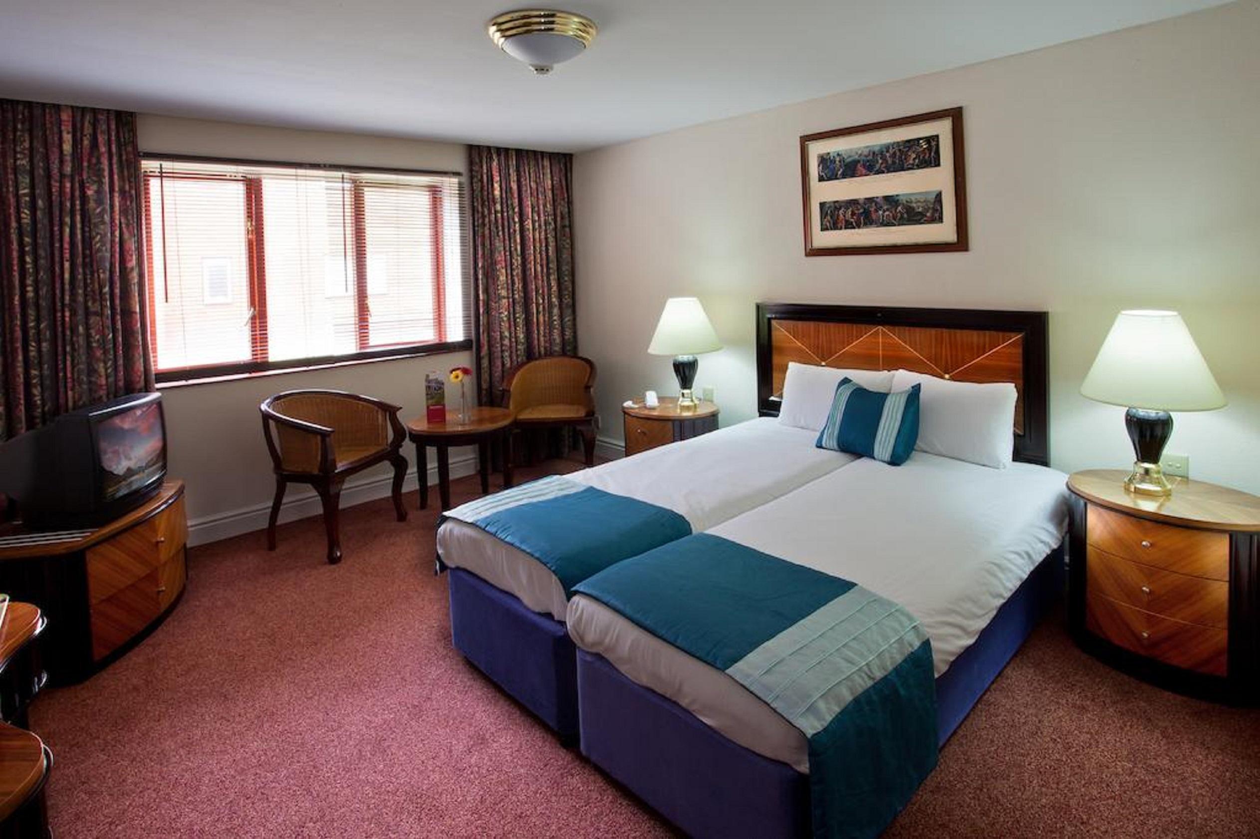 Hotel Royal Court &