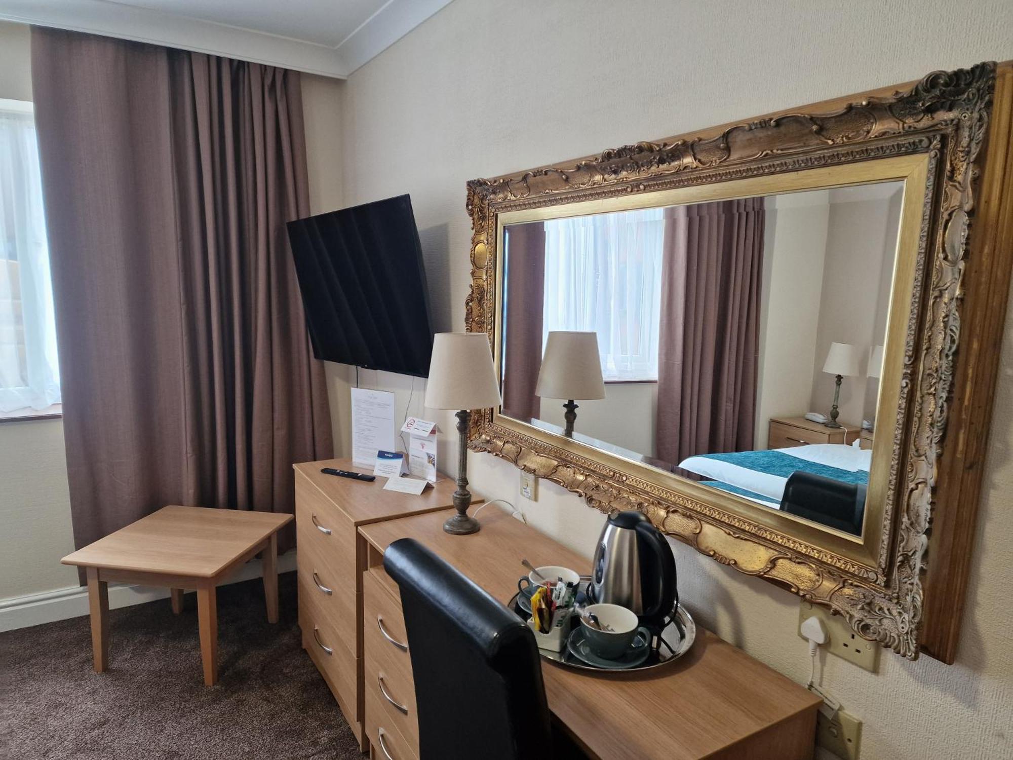 Hotel Royal Court & Coventry